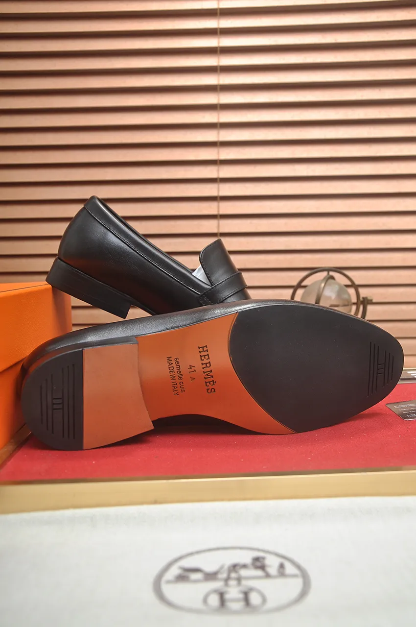 Men's shoes💰540💶[HERMES] (cowhide lining)🍀Italian top luxury🍀He does not pursue novel styles and gorgeous colors, but attracts the favor of successful men with his flawless, elegant and classic style. Formal leather shoes This very comfortable, simple and stable style allows you to easily match any style! The pattern is absolutely 1:1 refined from the original case, and we strive for excellence in materials, imported cowhide + cowhide lining💪💪💪extraordinary texture👍! .Code number: 39-45 (45 customized)